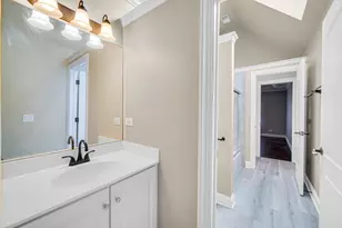 3N777 Walt Whitman Rd, Saint Charles, IL 60175 - Photo 17
