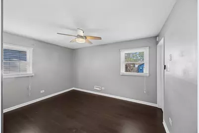 [Address not provided], Thornton, IL 60476 - Photo 11