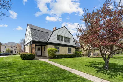 842 Lyster Road, Highwood, IL 60040 - Photo 1