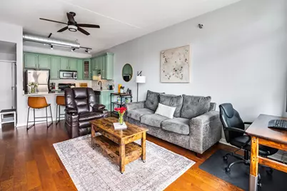 909 W Washington Boulevard #701, Chicago, IL 60607 - Photo 9