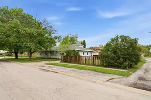 3245 Halsted St, Steger, IL 60475 - Photo 3