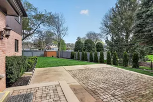 406 E Diane Dr, Palatine, IL 60074 - Photo 33