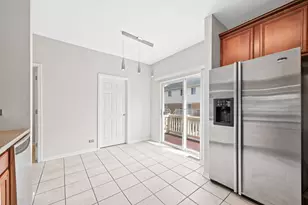 2169 W Concord Ln, Addison, IL 60101 - Photo 11