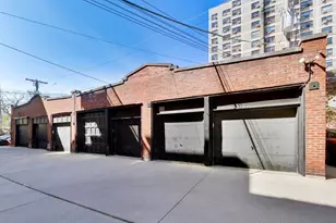 440 W Oakdale Ave, Chicago, IL 60657 - Photo 29