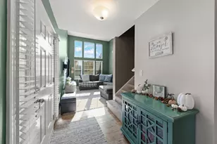 216 Maryland Ln, Pingree Grove, IL 60140 - Photo 3