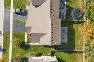 216 Maryland Ln, Pingree Grove, IL 60140 - Photo 25