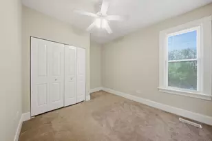 143 S Liberty St, Elgin, IL 60120 - Photo 13