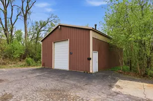 143 S Liberty St, Elgin, IL 60120 - Photo 19