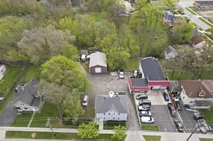 143 S Liberty St, Elgin, IL 60120 - Photo 23