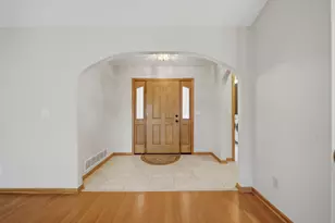 307 Portage Ln, Dixon, IL 61021 - Photo 3