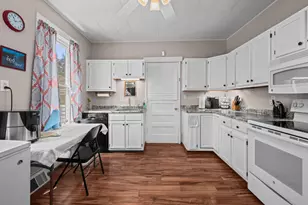 505 E Main St, Morrison, IL 61270 - Photo 15