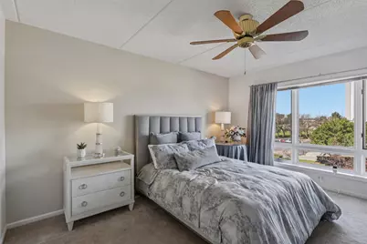 5555 N Cumberland Avenue #413, Chicago, IL 60656 - Photo 9