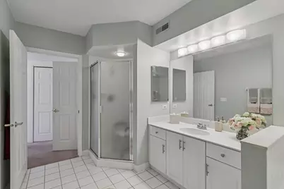 5555 N Cumberland Avenue #413, Chicago, IL 60656 - Photo 13