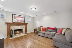 346 Crescent Dr, Lake Bluff, IL 60044 - Photo 21