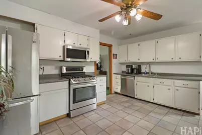 397 Bernard Drive, Buffalo Grove, IL 60089 - Photo 3