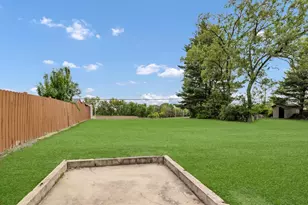 135 Westwood Dr, Park Forest, IL 60466 - Photo 23
