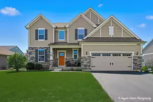 1127 Williamsbury Dr, Crystal Lake, IL 60012 - Photo 1