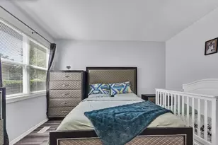 1438 Maple Ridge Ct, Carol Stream, IL 60188 - Photo 13
