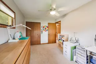 1036 Clark Ln, Des Plaines, IL 60016 - Photo 21