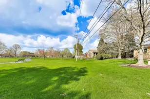1036 Clark Ln, Des Plaines, IL 60016 - Photo 37
