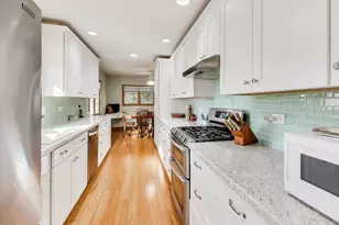 1036 Clark Ln, Des Plaines, IL 60016 - Photo 11