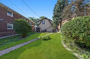 6040 W 79th St, Burbank, IL 60459 - Photo 29