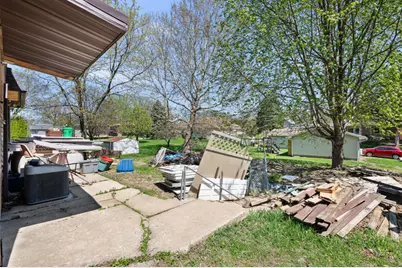 2416 7th Street, Moline, IL 61265 - Photo 25