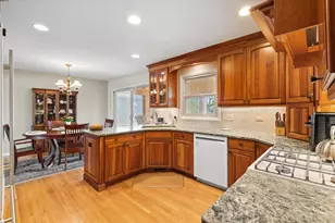 2025 Ivy Ct, Schaumburg, IL 60194 - Photo 15