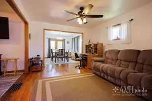 3743 S 8500E Rd, Saint Anne, IL 60964 - Photo 9