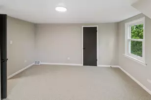 18600 Golfview Ave, Homewood, IL 60430 - Photo 17