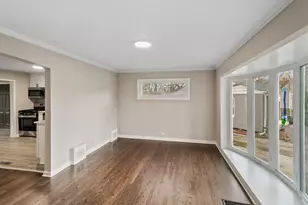 18600 Golfview Ave, Homewood, IL 60430 - Photo 5