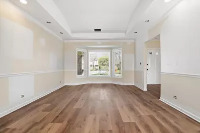 1204 Chatham Court #1204, Libertyville, IL 60048 - Photo 9
