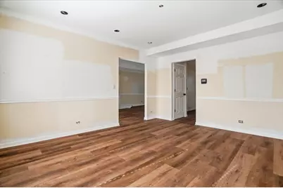1204 Chatham Court #1204, Libertyville, IL 60048 - Photo 11