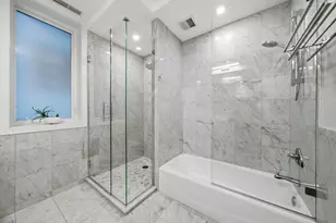55 E Erie St, Chicago, IL 60611 - Photo 23