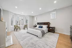 55 E Erie St, Chicago, IL 60611 - Photo 19