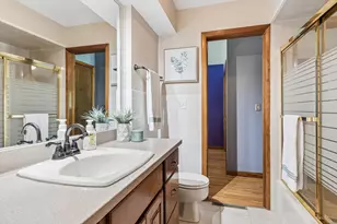 5324 Clover Dr, Lisle, IL 60532 - Photo 9