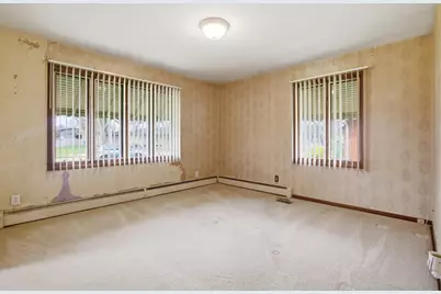 422 Miller Street, Beecher, IL 60401 - Photo 7