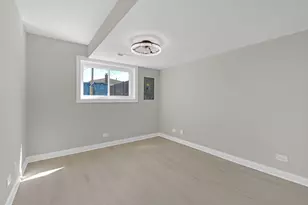 1059 Cleveland Ave, Calumet City, IL 60409 - Photo 21