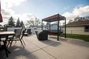 813 S Jefferson Ave, Dixon, IL 61021 - Photo 29