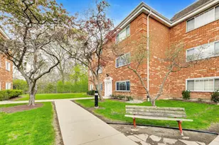 6882 W Touhy Ave, Niles, IL 60714 - Photo 3