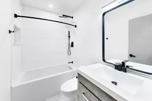 6882 W Touhy Ave, Niles, IL 60714 - Photo 15