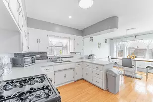 1811 Kenilworth Ave, Berwyn, IL 60402 - Photo 15