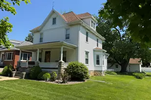 222 N Maple St, Herscher, IL 60941 - Photo 3