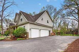 22154 S Gawain Dr, Joliet, IL 60404 - Photo 3