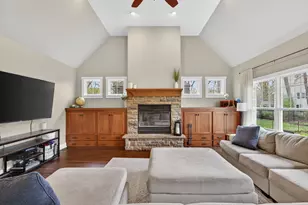 22154 S Gawain Dr, Joliet, IL 60404 - Photo 9
