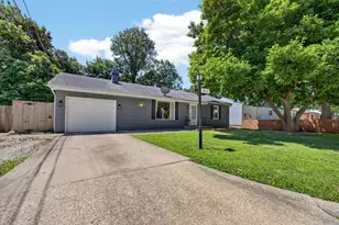 411 Bowles St, Normal, IL 61761 - Photo 29