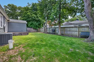 411 Bowles St, Normal, IL 61761 - Photo 25
