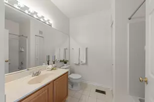 31301 Kline Cir, Warrenville, IL 60555 - Photo 19