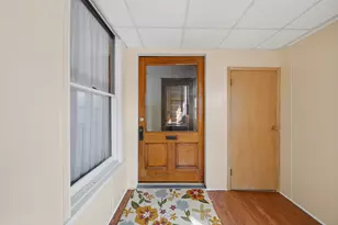 215 W 7th St, Dixon, IL 61021 - Photo 19