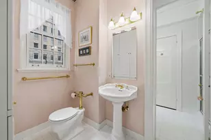 232 E Walton Pl, Chicago, IL 60611 - Photo 25